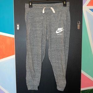 Nike capris joggers size XS